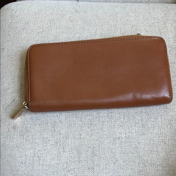 Michael Kors Tan Leather Wallet with Gold Accents - Picture 5 of 5